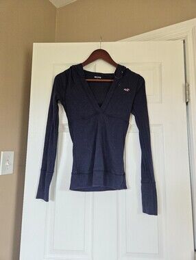 Hollister navy hooded top